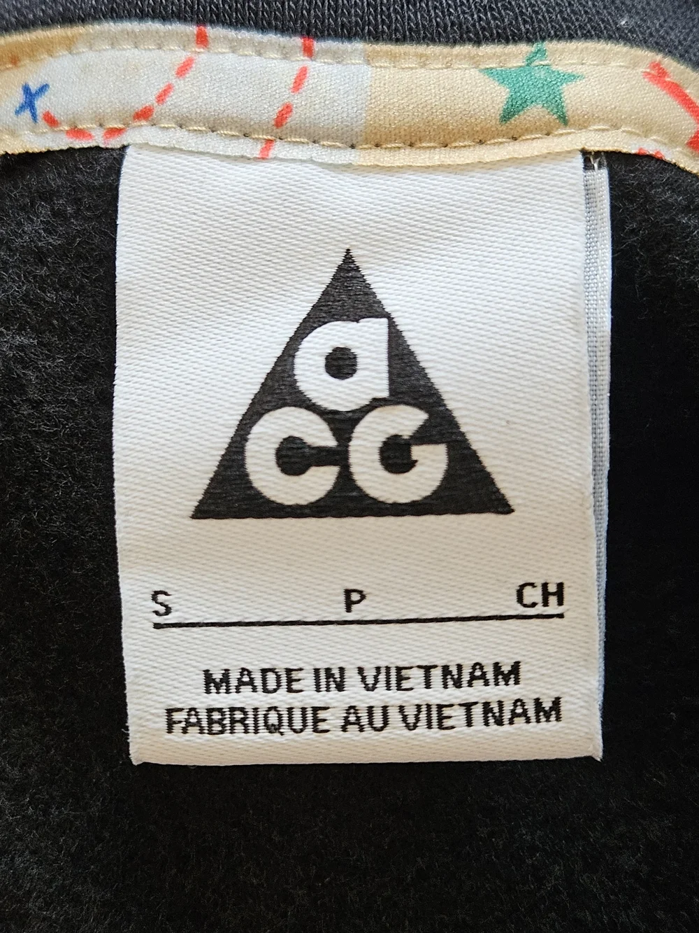 Nike ACG Icon Fleece Graphic Kids' Black  Hoodie with Sleeve Logo Size Small